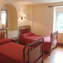 Отель Hostal Ayestaran I Испания, Ульцама - отзывы, цены и фото номеров - забронировать отель Hostal Ayestaran I онлайн комната для гостей фото 2