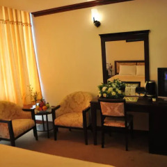 Dong Kinh A Hotel 3* Улучшенный номер с различными типами кроватей фото 5