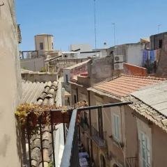 Отель La Perla di Ortigia Апартаменты фото 12