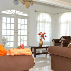 Отель Paradise Palms Jamaica Vacation Rental интерьер отеля