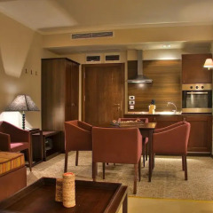 Апартаменты Bulgarienhus Royal Beach Apartments Солнечный берег комната для гостей фото 3