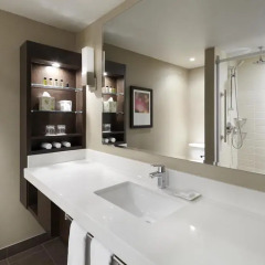 Отель Delta Hotels by Marriott Montreal 4* Стандартный номер с различными типами кроватей фото 8