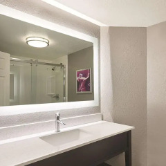 Отель La Quinta Inn & Suites Mpls-Bloomington West 3* Номер Делюкс