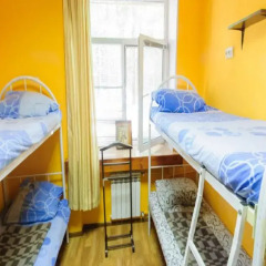 Гостиница Yourhostel Svyatoshino Кровать в общем номере с двухъярусной кроватью фото 17