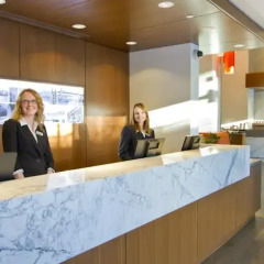 Отель Blue Horizon Hotel Канада, Ванкувер - отзывы, цены и фото номеров - забронировать отель Blue Horizon Hotel онлайн интерьер отеля