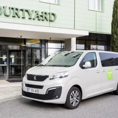 Отель Courtyard by Marriott Toulouse Airport Франция, Тулуза - отзывы, цены и фото номеров - забронировать отель Courtyard by Marriott Toulouse Airport онлайн городской автобус