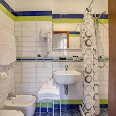 Hotel Nuova Italia 2* Стандартный номер с различными типами кроватей фото 10