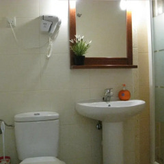 Отель Hostal Tirso Plaza ванная