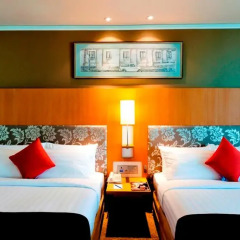 Отель Royal Princess Larn Luang 4* Улучшенный номер с различными типами кроватей фото 12