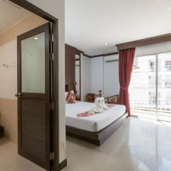 Отель Patong Buri 3* Стандартный номер с двуспальной кроватью фото 24