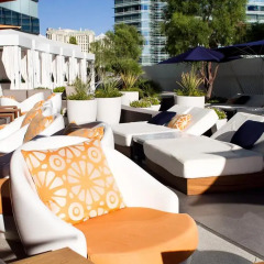 Отель Deluxe Suite at Vdara США, Лас-Вегас - отзывы, цены и фото номеров - забронировать отель Deluxe Suite at Vdara онлайн бассейн
