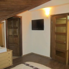 2x2 Cinema-Bar Hotel & Tours Люкс с различными типами кроватей