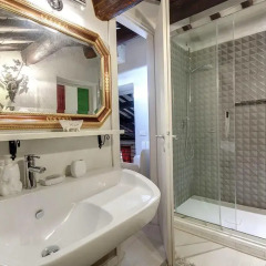 Отель LM Suite Spagna 3* Стандартный номер с двуспальной кроватью фото 8