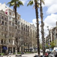 Отель LetsGo Paseo de Gracia Garden Барселона