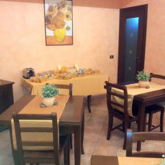 Hotel Piscina La Suite Фонди питание