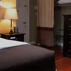 The Duckworth Boutique Hotel 3* Стандартный номер с двуспальной кроватью (общая ванная комната) фото 3
