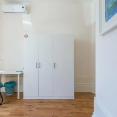 Отель Home17 комната для гостей