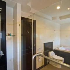 Отель Lk Royal Suite 4* Стандартный номер фото 12