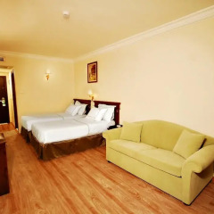 Hotel Golden Crown 3* Стандартный номер с различными типами кроватей фото 3