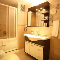 Buyuk Saruhan Hotel 4* Люкс с различными типами кроватей фото 4