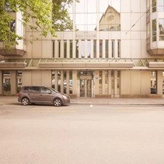 Отель EMA House Hotel Suites Швейцария, Цюрих - отзывы, цены и фото номеров - забронировать отель EMA House Hotel Suites онлайн парковка