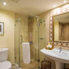 Отель Grand Hotel Excelsior Мальта, Флориана - 2 отзыва об отеле, цены и фото номеров - забронировать отель Grand Hotel Excelsior онлайн ванная