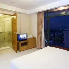 Отель Mookai Suites 3* Номер Делюкс