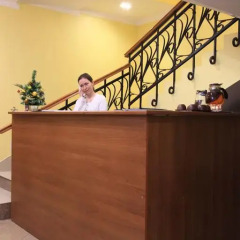 East-West Hostel интерьер отеля