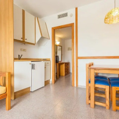 Отель Aparthotel Ferrer Isabel комната для гостей фото 3