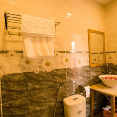 Отель New Sunshine Homestay 2* Стандартный номер с различными типами кроватей фото 22