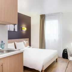 Отель Aparthotel Adagio access Paris Clichy 3* Студия с различными типами кроватей фото 4
