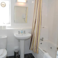 Отель Anne House Эдинбург ванная