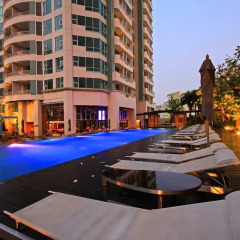 Отель Anantara Sathorn Бангкок бассейн фото 3