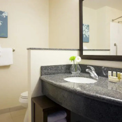Отель Courtyard Seattle Downtown Pioneer Square 3* Стандартный номер с различными типами кроватей