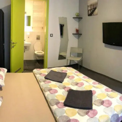 Chic Hostel Стандартный номер с различными типами кроватей фото 7
