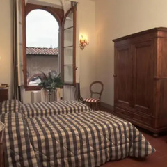 Отель Msnsuites Palazzo Dei Ciompi Улучшенный люкс