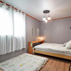 Cozzzy Guest House - Hostel Стандартный номер с двухъярусной кроватью фото 4