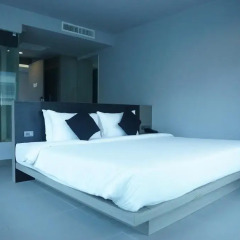 Отель At Patong 4* Студия Делюкс фото 13