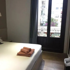 Отель Hostalin Barcelona Pg. de Gràcia 3* Стандартный номер с 2 отдельными кроватями фото 15