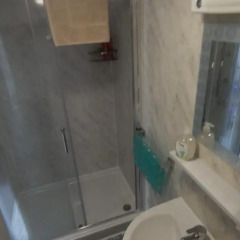 Отель Llanryan Guest House 3* Стандартный семейный номер с различными типами кроватей