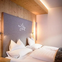Hotel Edelweiss Сеналес комната для гостей фото 2