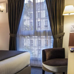 Hotel Ampere 4* Номер категории Премиум с различными типами кроватей фото 4