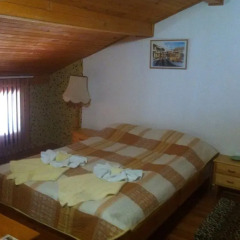 Отель Toncho"s Guest House & Mehana Велико Тырново комната для гостей фото 5