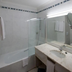 Vila Gale Porto Hotel 4* Стандартный номер с различными типами кроватей фото 5