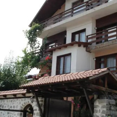 Отель Guest House Belvedere Банско вид на фасад
