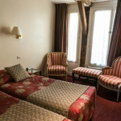 Отель Hôtel Exelmans 2* Улучшенный номер с различными типами кроватей фото 15