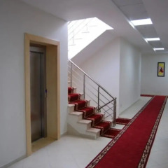 Отель Gjuta Hotel Албания, Тирана - отзывы, цены и фото номеров - забронировать отель Gjuta Hotel онлайн интерьер отеля фото 2
