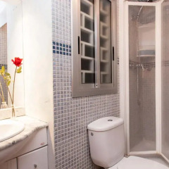 Апартаменты Rustic Poble Sec Apartment Барселона ванная