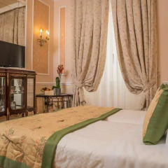 Отель Bernini Palace 5* Улучшенный номер с различными типами кроватей фото 5