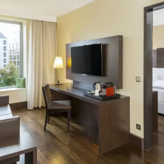 Отель NH Collection Dresden Altmarkt 4* Улучшенный номер разные типы кроватей фото 3